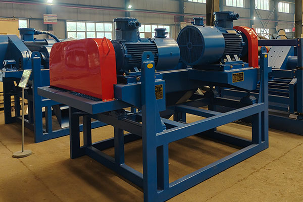 科迅機械臥式螺旋卸料沉降離心機